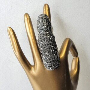 Flamboyant Designer type Knuckle Ring, Unique Knuckle Ring, Black diamond Ring